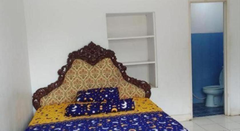 Hotel Oyo 93146 Lamin Indah Puncak Esterno foto
